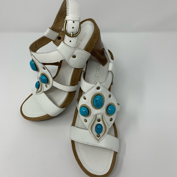 Aerosoles 9M Grand Jewel White Leather & Turquoise Jeweled Sandals shoes NEW - Picture 6 of 9